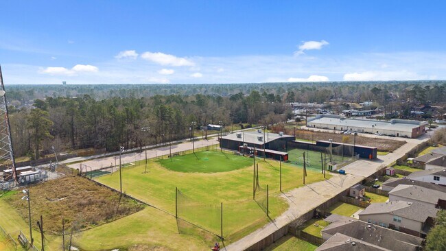 Building Photo - 2712 Woodspring Acres Dr