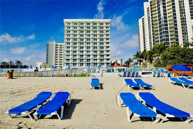 Building Photo - 19201 Collins Ave