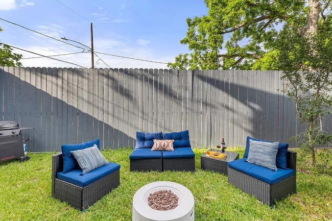 Building Photo - 5502 Texas St