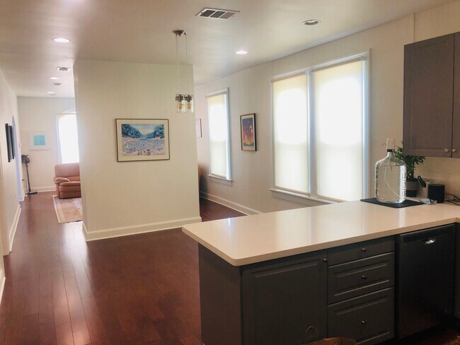 Building Photo - 1618 Enfield Rd