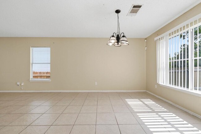 Building Photo - 1109 Bradbury Ln