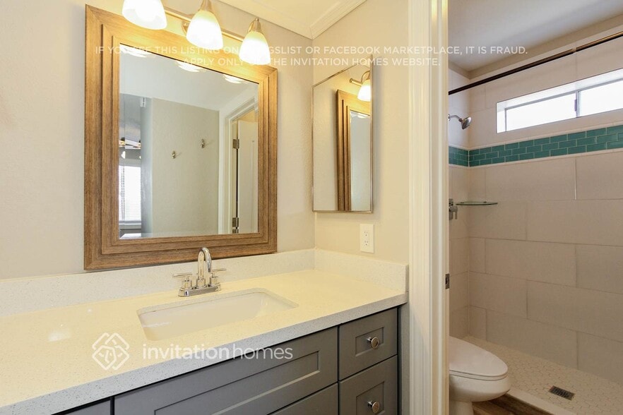 Building Photo - 15830 N 59th Dr