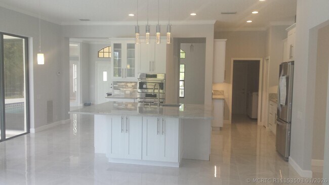 Building Photo - 8709 Man O War Rd