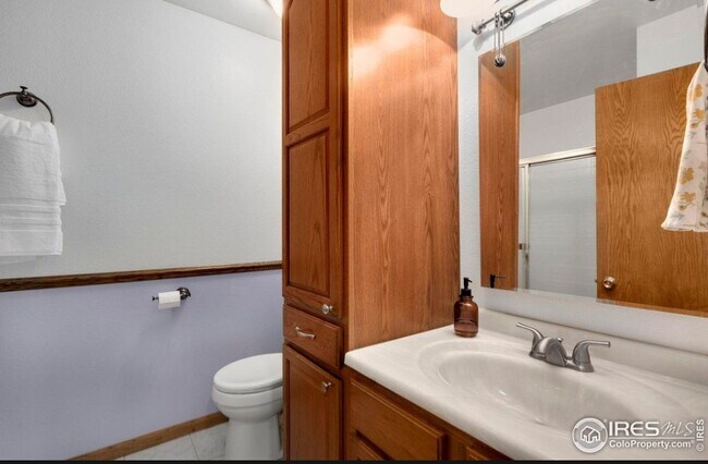 Building Photo - 1621 Kennedy Ave