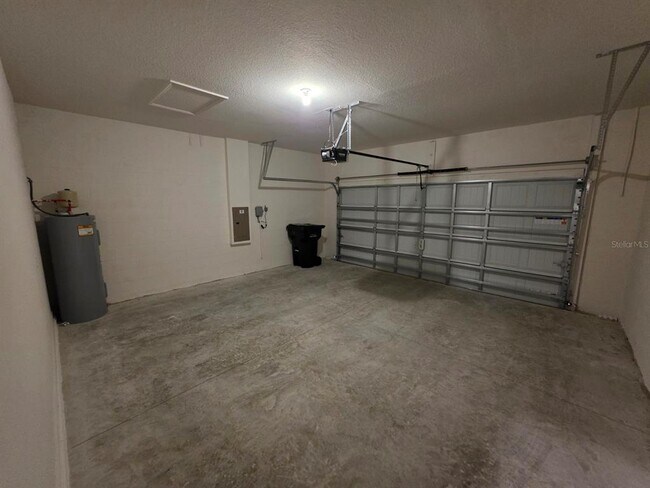 Building Photo - 308 Bass Ct