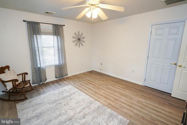 Building Photo - 3727 Village Trail