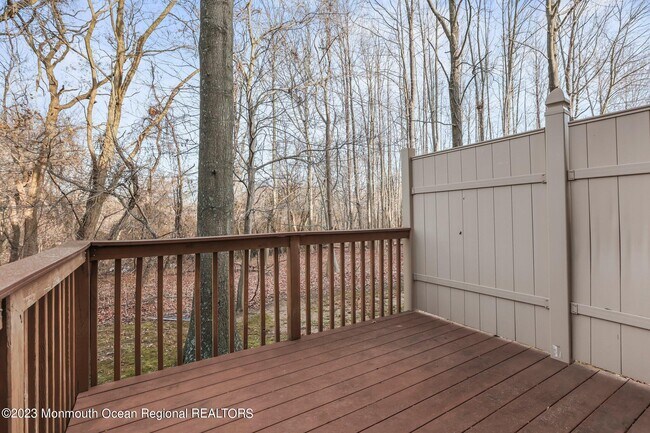 Building Photo - 19 Persimmon Ln