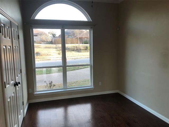 Building Photo - 10172 Wandering Way St