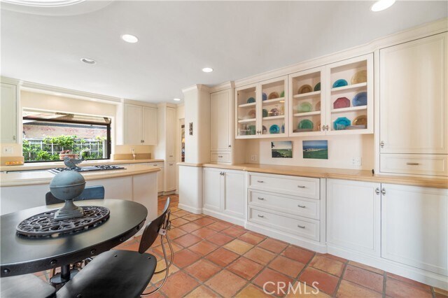 Building Photo - 28303 Golden Meadow Dr