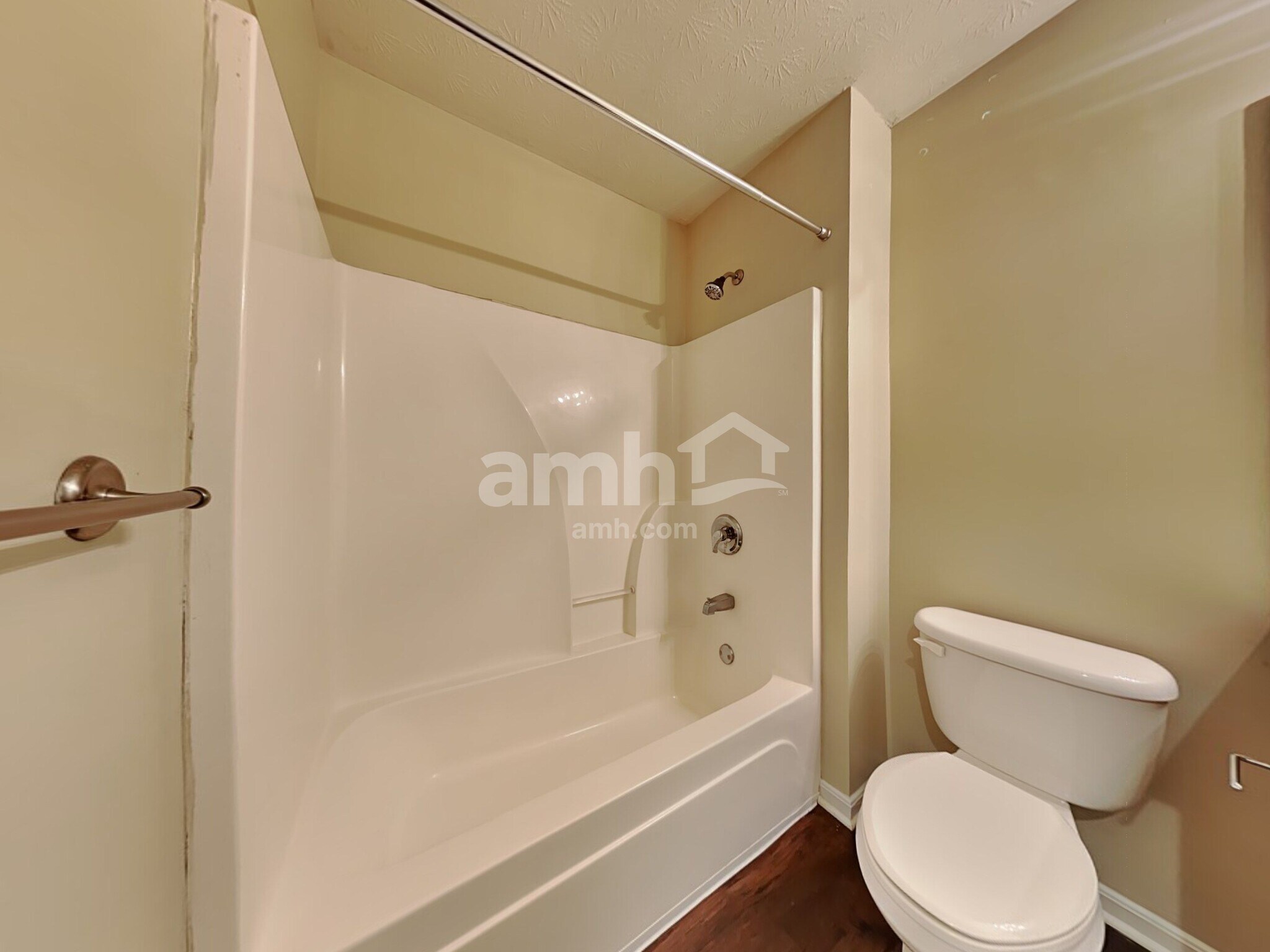 Building Photo - 8676 Sweetbriar Ct