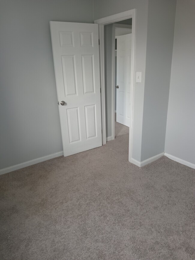 3rd bedroom 2 - 2870 W Garrison Ave