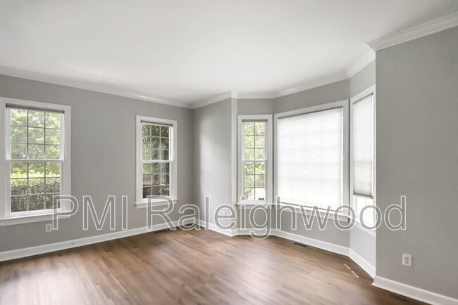 Building Photo - 301 Perry Creek Dr
