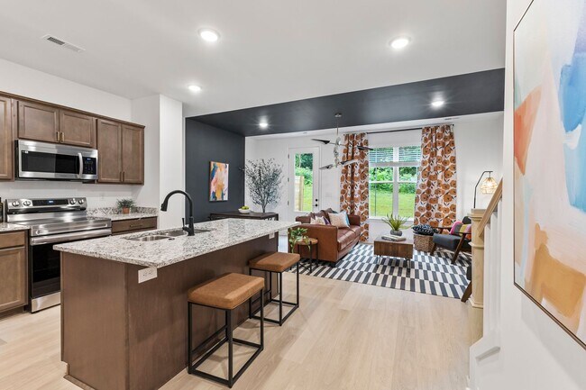 Building Photo - Modern 3-Bed, 2.5-Bath Townhome Now Offering $1000