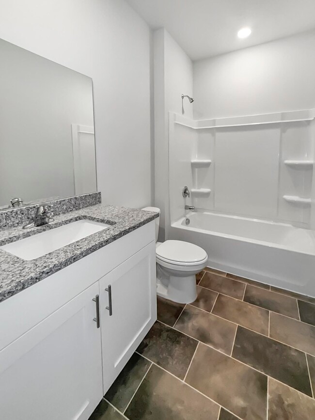 Building Photo - 275 Kipling Dr