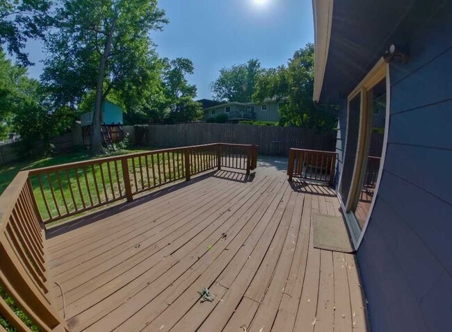 Building Photo - 3D Tour Available - West Side Home + Fenced-in yard + Patio & Deck! Available October 8th!