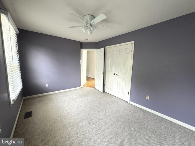 Building Photo - 8519 Wheatfield Way
