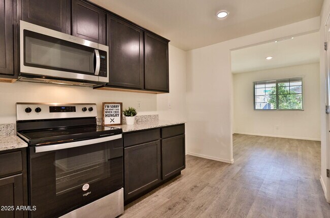 Building Photo - 25847 W Winston Dr