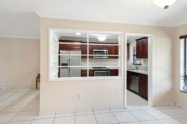 Building Photo - 4260 NW 173rd Dr