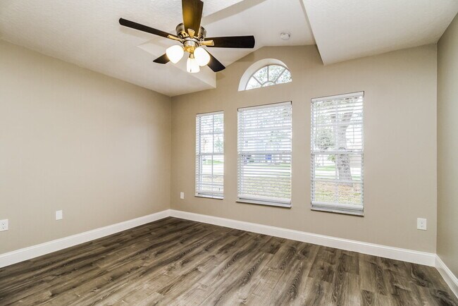 Building Photo - 2366 Tealwood Circle