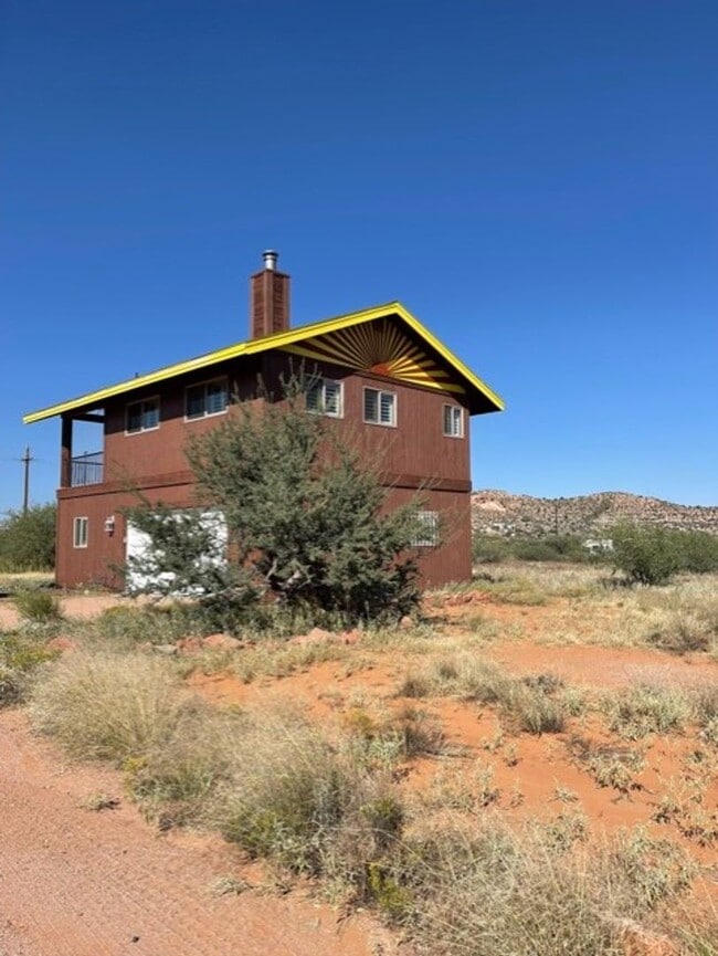 Building Photo - Privacy and Space in this Adorable Studio ...