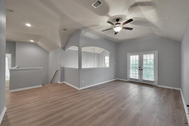Building Photo - 31719 Dover Oaks Ln
