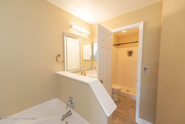 Building Photo - 5081 Spinet Dr