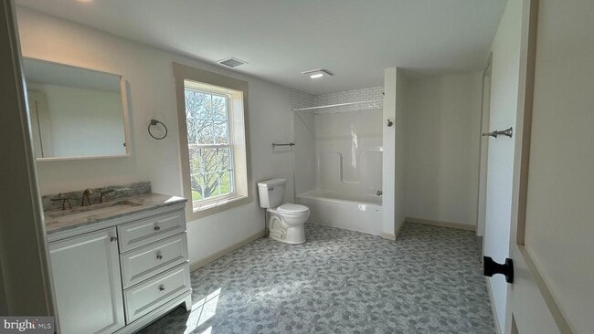 Building Photo - 165 Ammon Rd