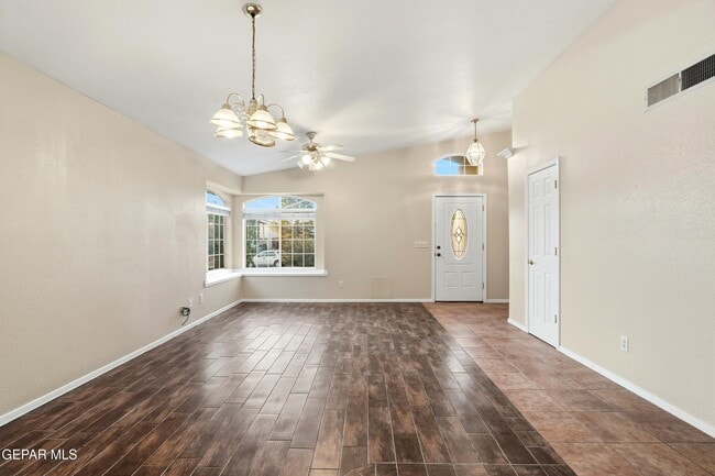 Building Photo - 7536 Le Conte Dr