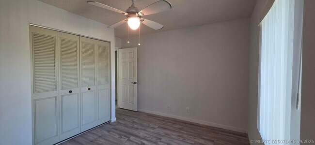 Building Photo - 618 Sea Pine Way