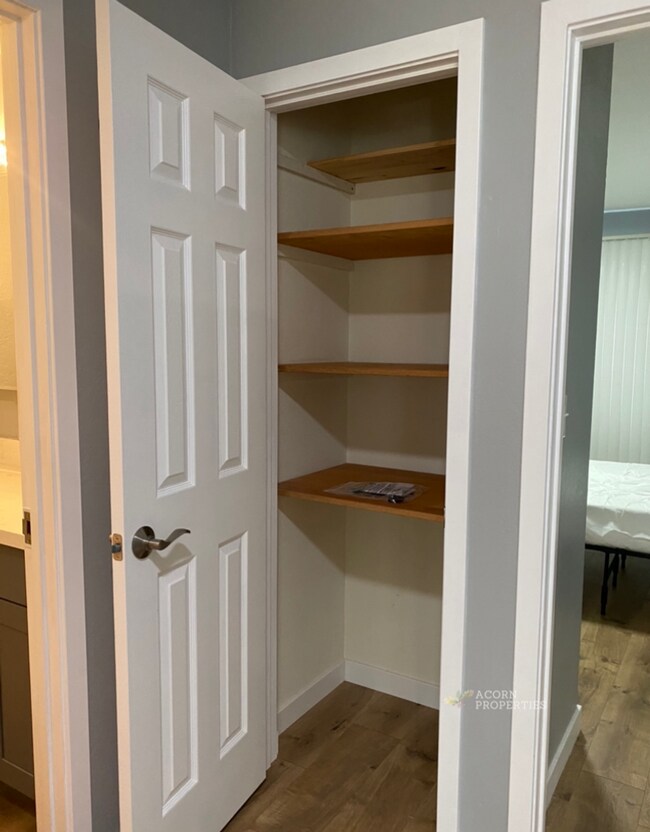 Building Photo - 1199 SE 9th Ave