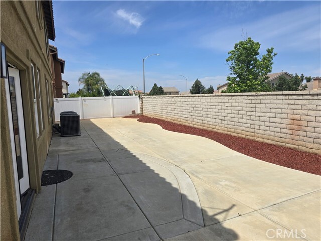 Building Photo - 1482 Peppermint Dr
