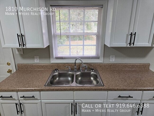 Building Photo - 1810 Murchison Rd