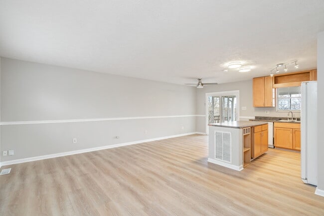 Building Photo - 5712 Walden Woods Ct NW