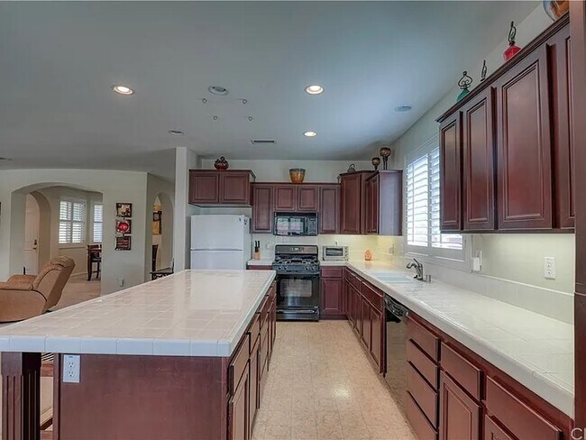 Building Photo - 29394 Castaway Ct