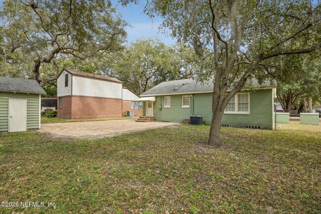 Building Photo - 1406 San Mateo Ave