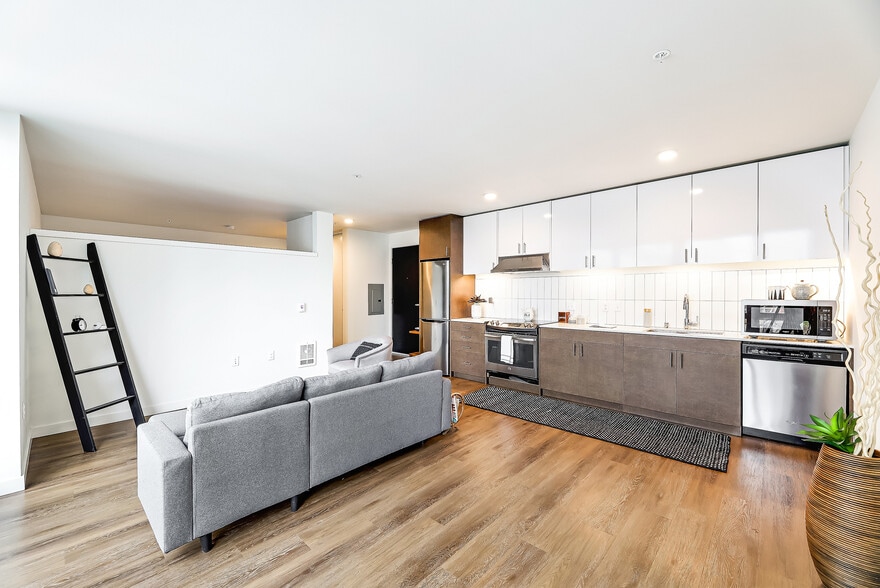 Unit-514-1 - East Union