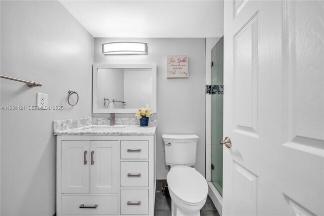 Building Photo - 2501 S Ocean Dr