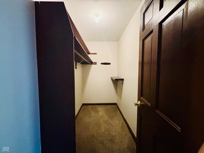 Building Photo - 9746 Revere Way