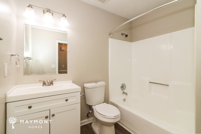 Building Photo - 1412 River Landing Way