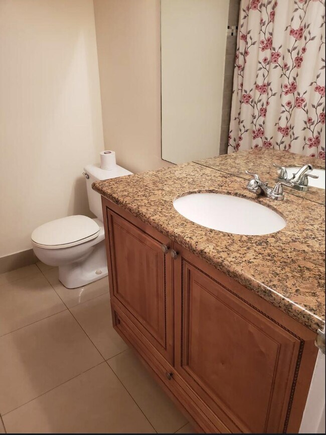 Building Photo - 4222 Inverrary Blvd