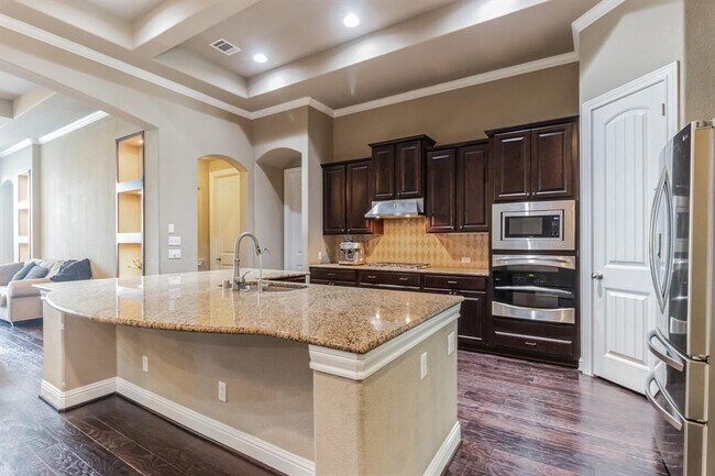 Building Photo - 5900 Lipan Apache Bend