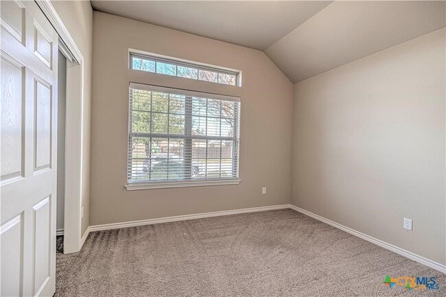 Building Photo - 609 Coventry Dr