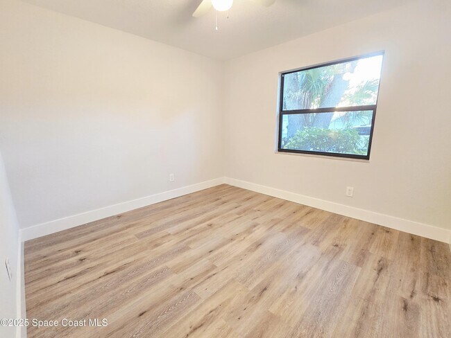 Building Photo - 132 Haven Dr