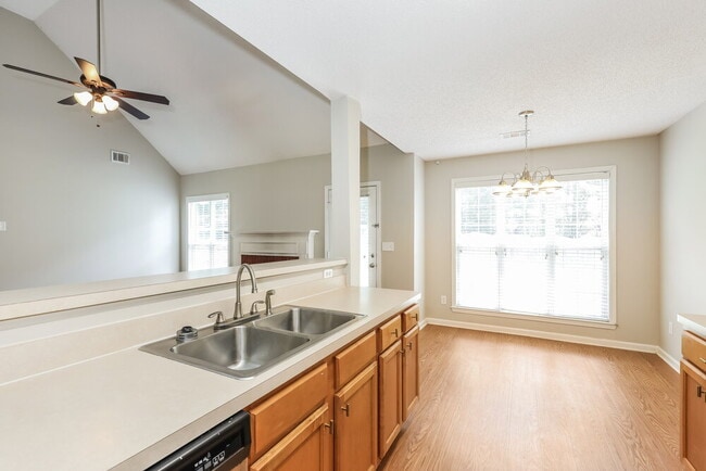 Building Photo - 468 Haven Ridge Dr