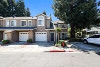 Building Photo - 43 Crystal Gate Ct