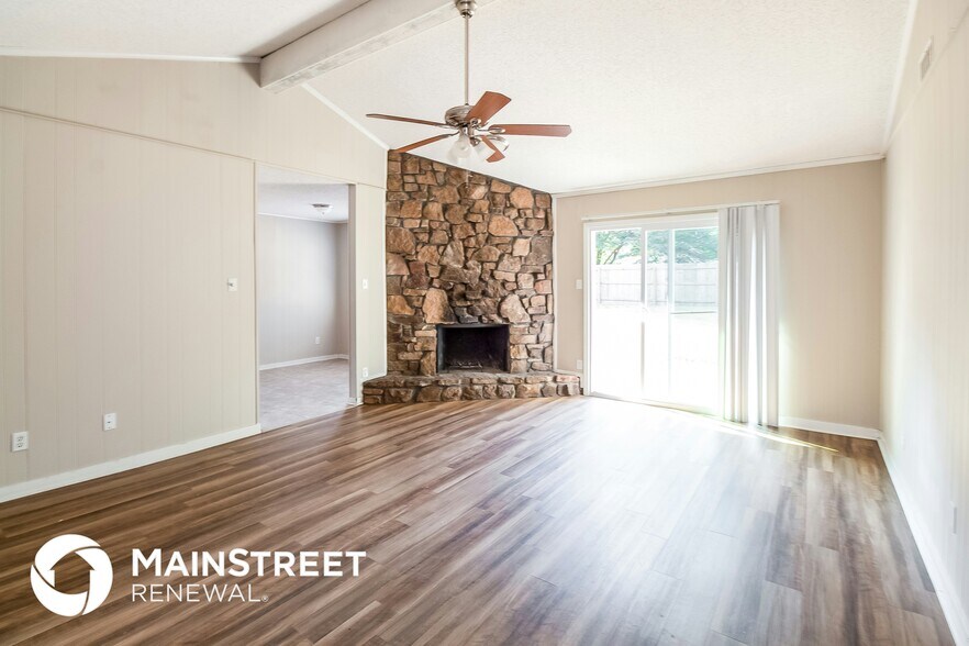 Building Photo - 7158 Rose Trail Dr