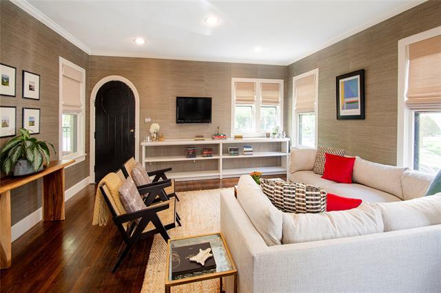 Building Photo - 1134 N Clinton Ave