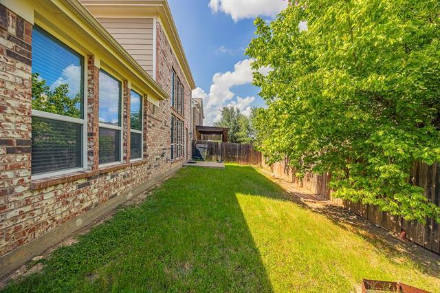 Building Photo - 15516 Mayflower Trail