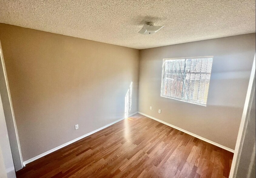 Building Photo - 1333 Bates Ave