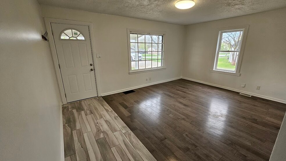 Living Room - 5474 Terrace Ave